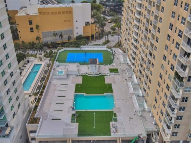 Beach Condo For Sale in Miami, Florida