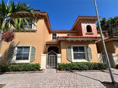 Beach Townhome/Townhouse For Sale in Dania, Florida