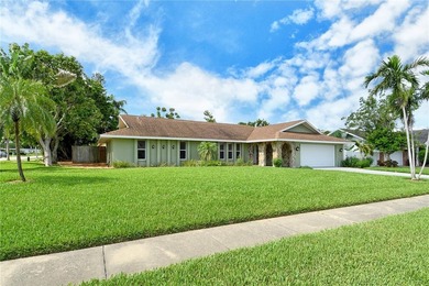 Beach Home For Sale in Bradenton, Florida