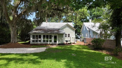 Beach Home For Sale in Fairhope, Alabama