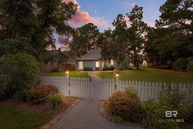 Beach Home For Sale in Fairhope, Alabama