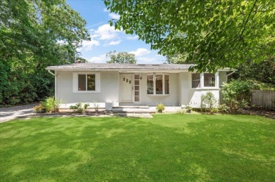 Beach Home Sale Pending in Hampton Bays, New York