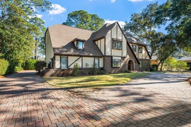 Beach Home For Sale in Niceville, Florida