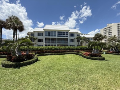 Beach Condo For Sale in Tequesta, Florida