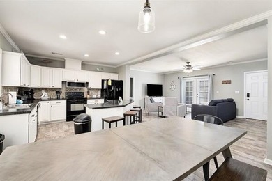 Beach Home Sale Pending in Santa Rosa Beach, Florida