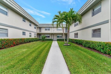 Beach Condo For Sale in Delray Beach, Florida