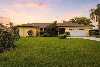 Beach Home For Sale in Nokomis, Florida