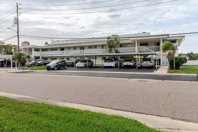 Beach Condo For Sale in Clearwater Beach, Florida