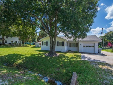 Beach Home For Sale in Vero Beach, Florida