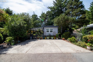 Beach Home For Sale in Florence, Oregon