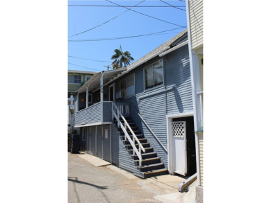 Beach Home For Sale in Avalon, California