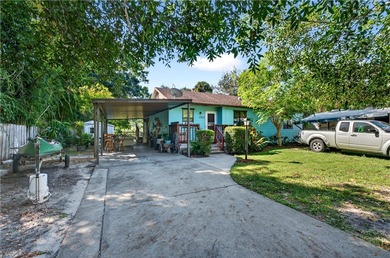 Beach Home Active Under Contract in Vero Beach, Florida