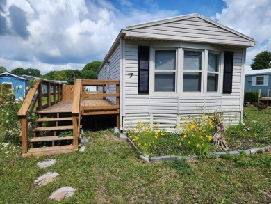 Beach Home For Sale in Murrells Inlet, South Carolina