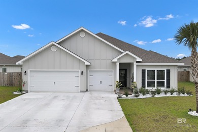Beach Home For Sale in Gulf Shores, Alabama