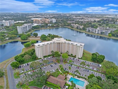 Beach Condo For Sale in Pompano Beach, Florida