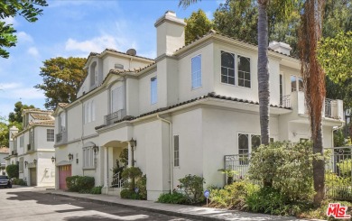 Beach Home Sale Pending in Marina Del Rey, California