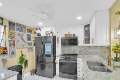 Beach Apartment For Sale in Boynton Beach, Florida