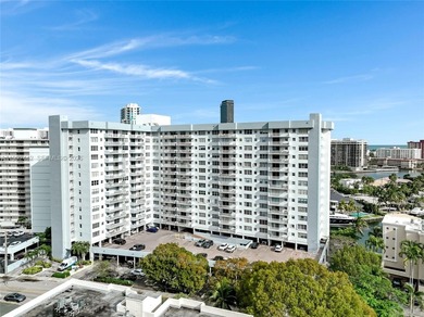 Beach Condo For Sale in Hallandale Beach, Florida