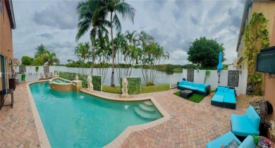 Beach Home For Sale in Hollywood, Florida