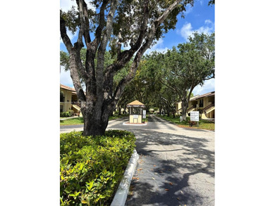 Beach Condo For Sale in Deerfield Beach, Florida