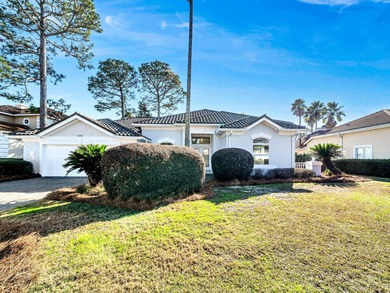 Beach Home For Sale in Niceville, Florida