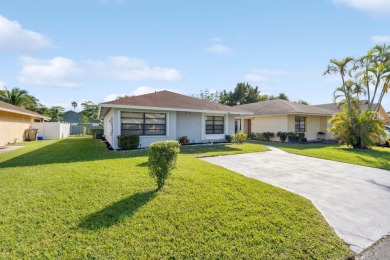 Beach Home For Sale in West Palm Beach, Florida