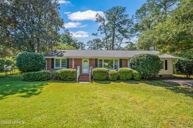 Beach Home For Sale in Beaufort, South Carolina