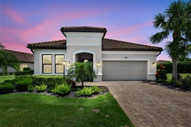 Beach Home For Sale in Bradenton, Florida