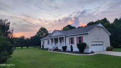 Beach Home For Sale in Beaufort, North Carolina