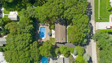 Beach Home Sale Pending in East Quogue, New York