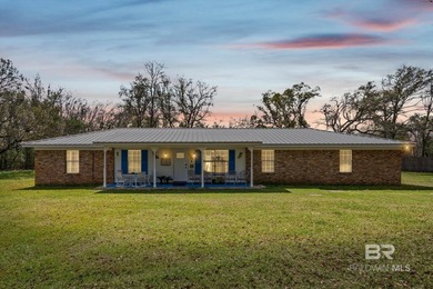 Beach Home For Sale in Foley, Alabama