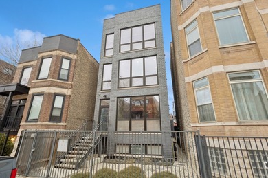 Beach Condo For Sale in Chicago, Illinois