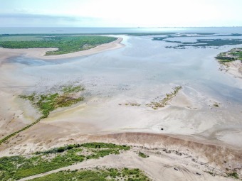 Beach Lot Off Market in Laguna Vista, Texas