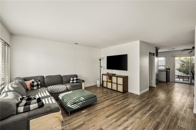 Beach Condo For Sale in Huntington Beach, California