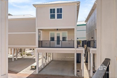 Beach Home For Sale in Gulf Shores, Alabama