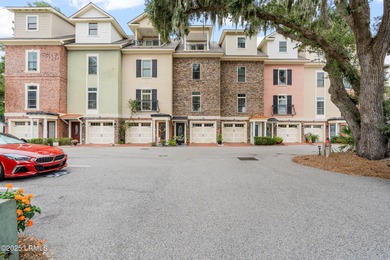 Beach Townhome/Townhouse For Sale in Beaufort, South Carolina
