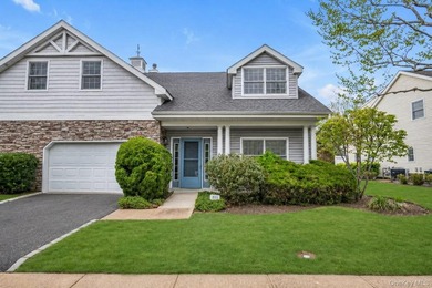 Beach Home For Sale in Port Washington, New York