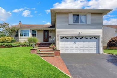 Beach Home Sale Pending in Massapequa, New York