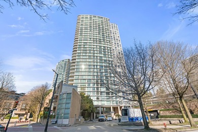Beach Condo For Sale in Vancouver, BC
