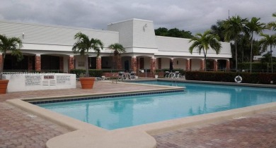 Beach Condo For Sale in Dania, Florida