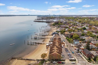 Beach Condo For Sale in Bronx, New York