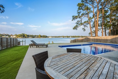 Beach Home Sale Pending in Fort Walton Beach, Florida
