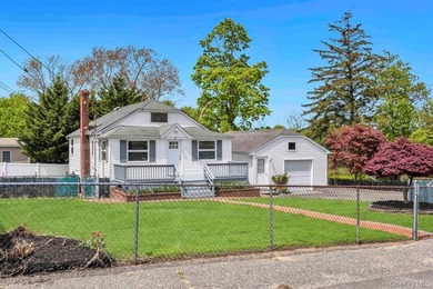 Beach Home For Sale in Sound Beach, New York
