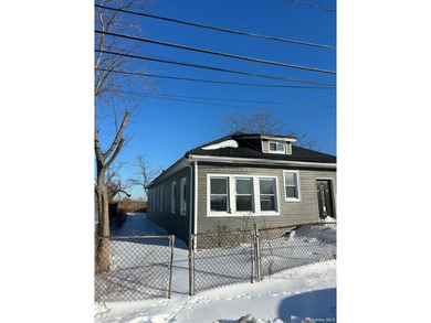 Beach Home For Sale in Far Rockaway, New York
