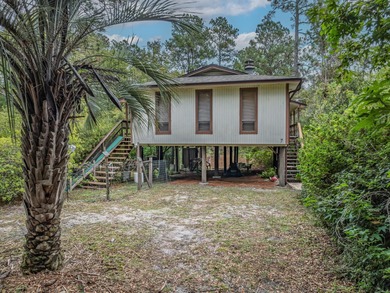 Beach Home For Sale in Sopchoppy, Florida