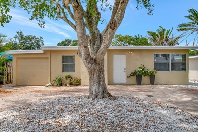 Beach Home For Sale in Lantana, Florida