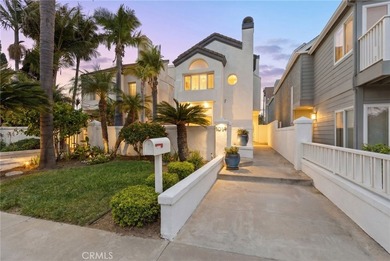 Beach Home For Sale in Huntington Beach, California