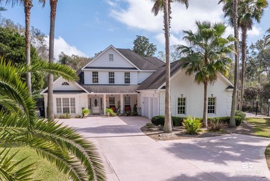 Beach Home For Sale in Fairhope, Alabama