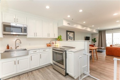 Beach Condo For Sale in Hampton, Virginia