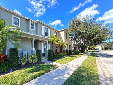 Beach Townhome/Townhouse Active Under Contract in Vero Beach, Florida